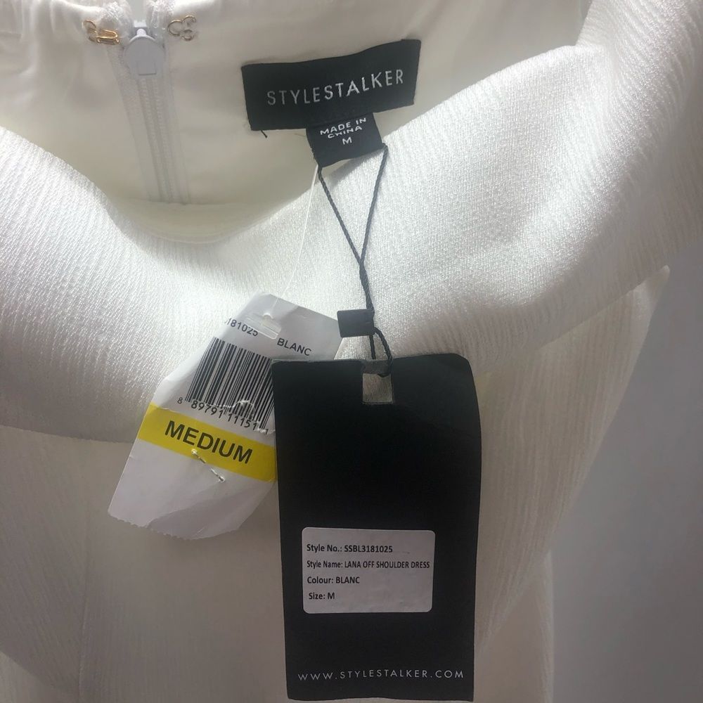 NWT StyleStalker Lana Off Shoulder Dress White M - Picture 5 of 6